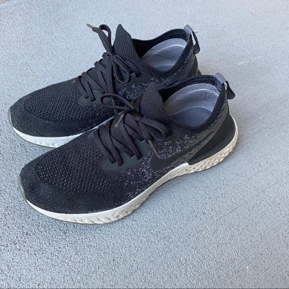 Nike Epic React Flyknit Women’s - Picture 7 of 9